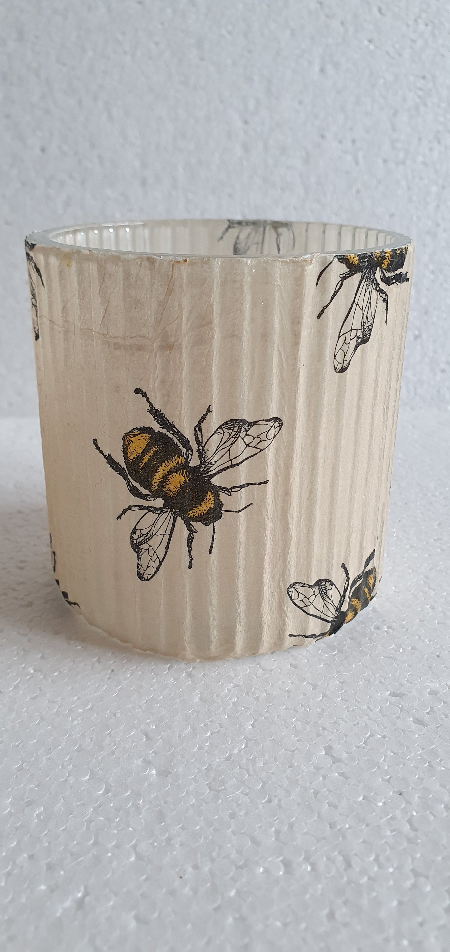 2 Bumble Bee Beige Hand Decorated Candle Tea Light Holders Home Decor Gift