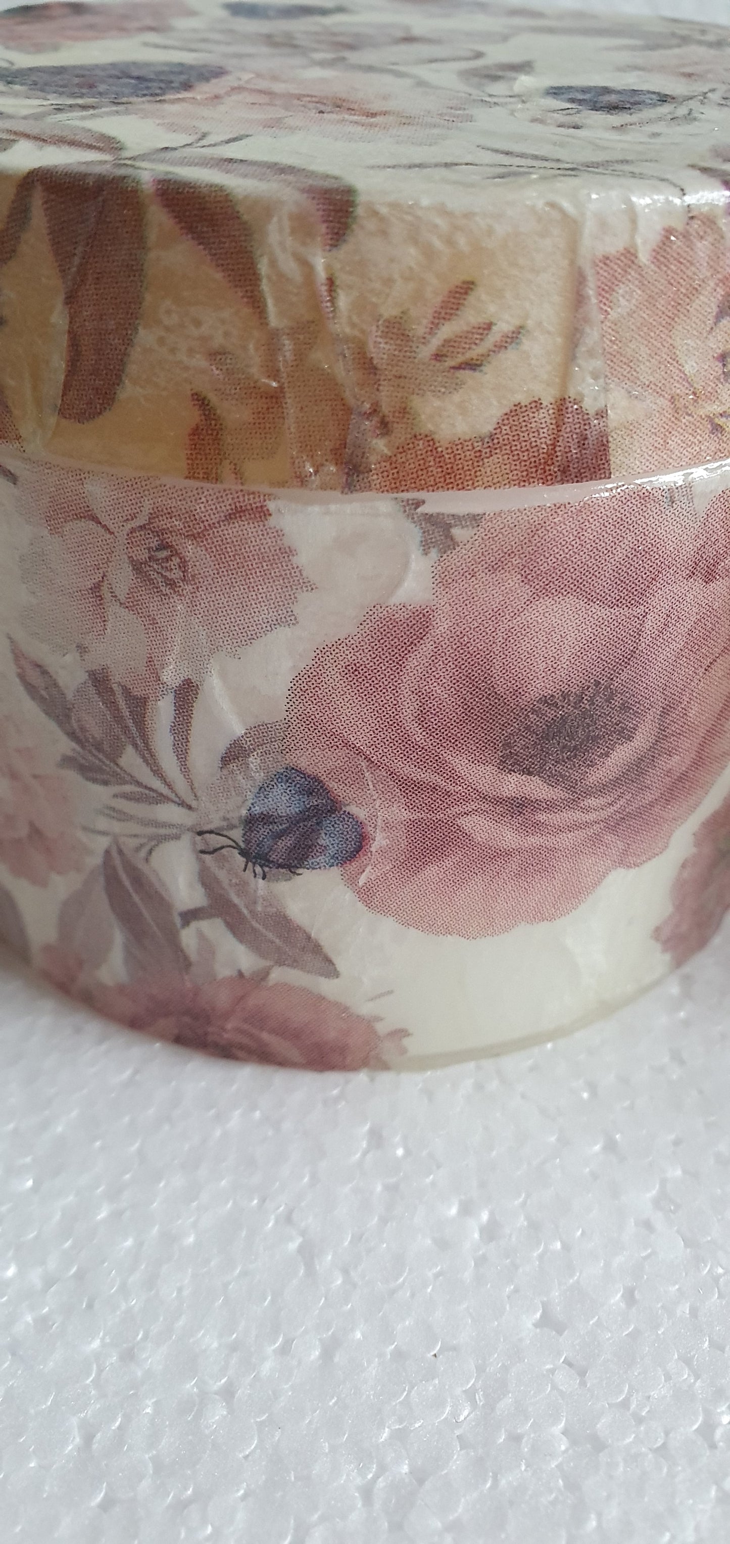 Small Flowers Butterflies Pink Blue Plastic Hand Decorated Pot Decor Gift