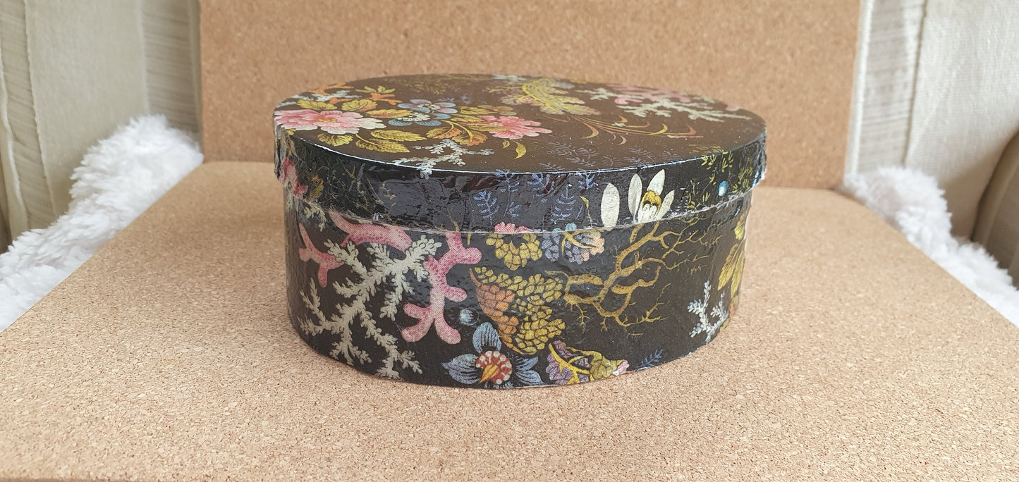 Oval Black Marine Flowers Wooden Hand Decorated Jewellery / Trinket Box Decor Gift