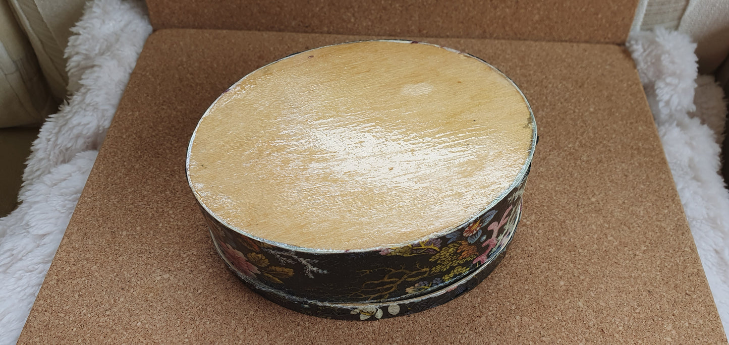 Oval Black Marine Flowers Wooden Hand Decorated Jewellery / Trinket Box Decor Gift