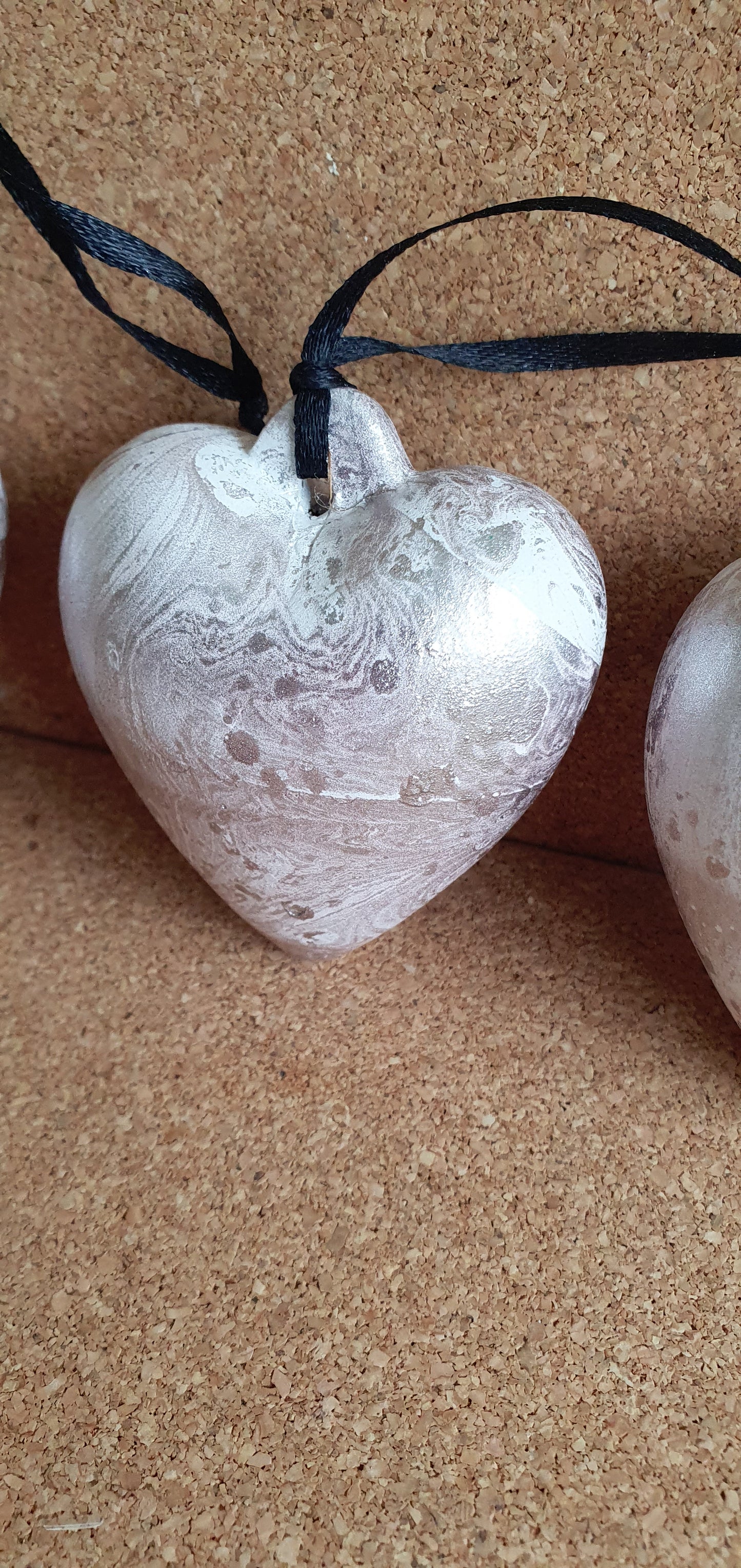 Set Of 3 Metallic Rose Gold Marbelled Ceramic Hearts Room Hanging Home Decor Gift