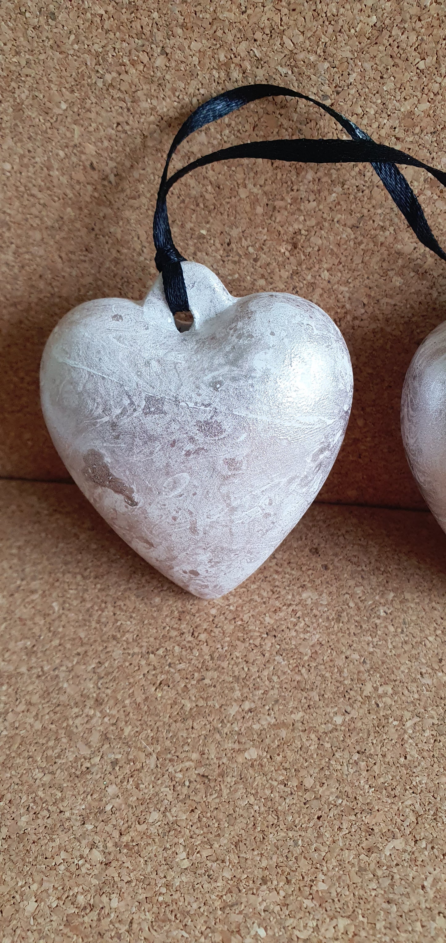 Set Of 3 Metallic Rose Gold Marbelled Ceramic Hearts Room Hanging Home Decor Gift