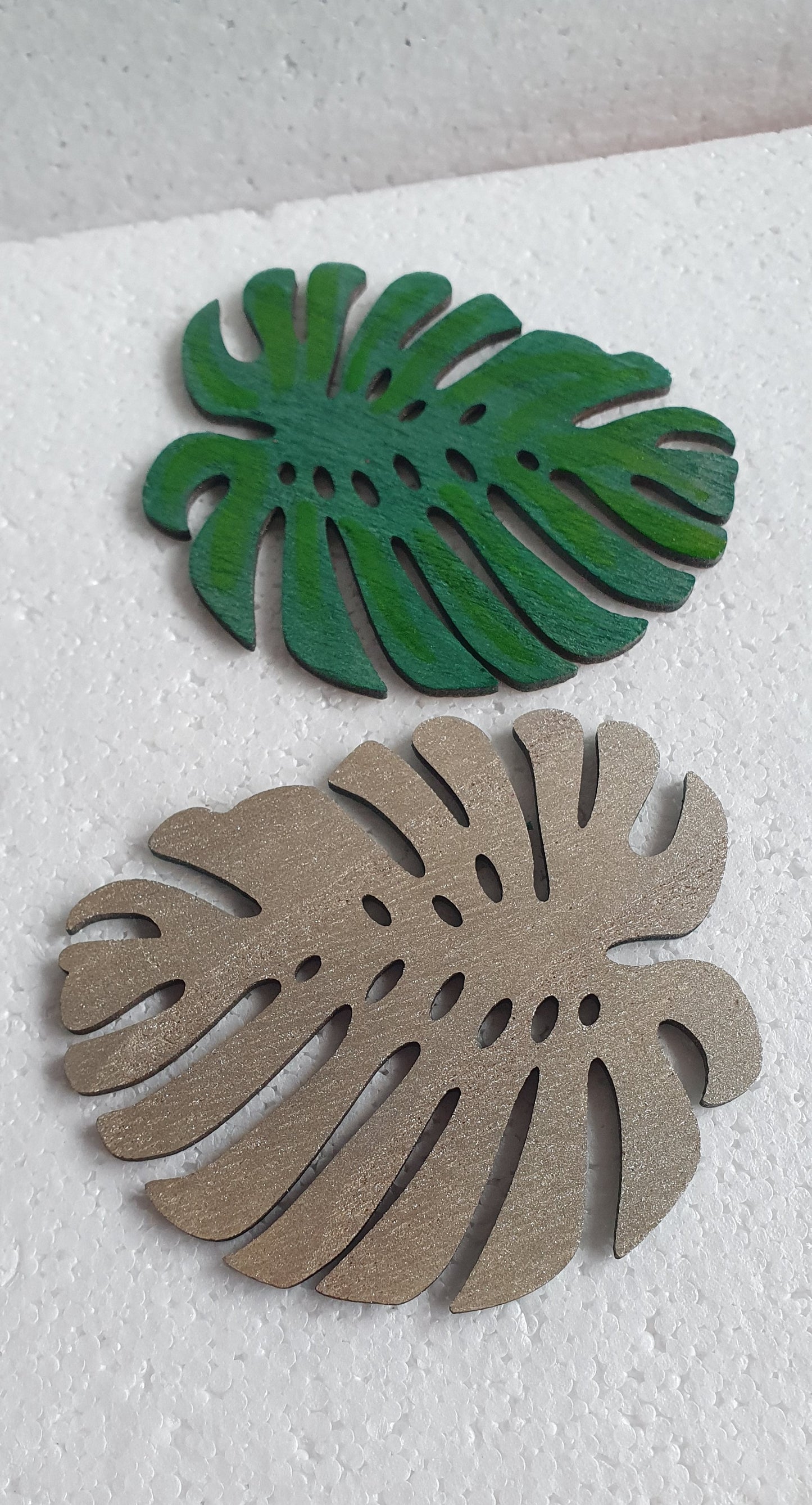 Green Leaf Wooden Coasters Set Of Four Home Decor Gift
