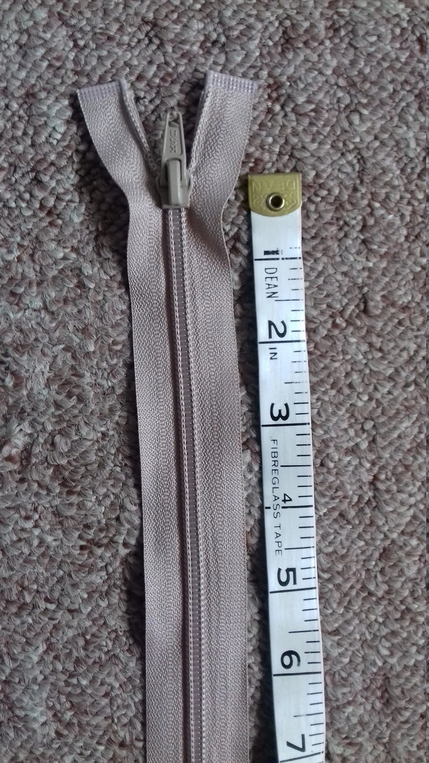 Beige nylon zip light brown 19 inch (48cm) separating open ended