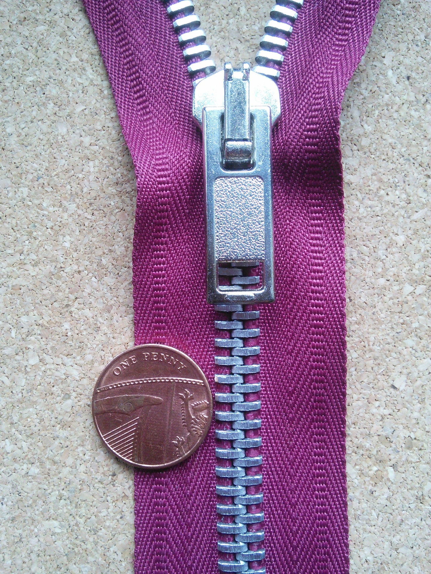 Deep raspberry red/burgundy zip very chunky heavy silver metal 6 inch (15cm) closed end 'Size 8'
