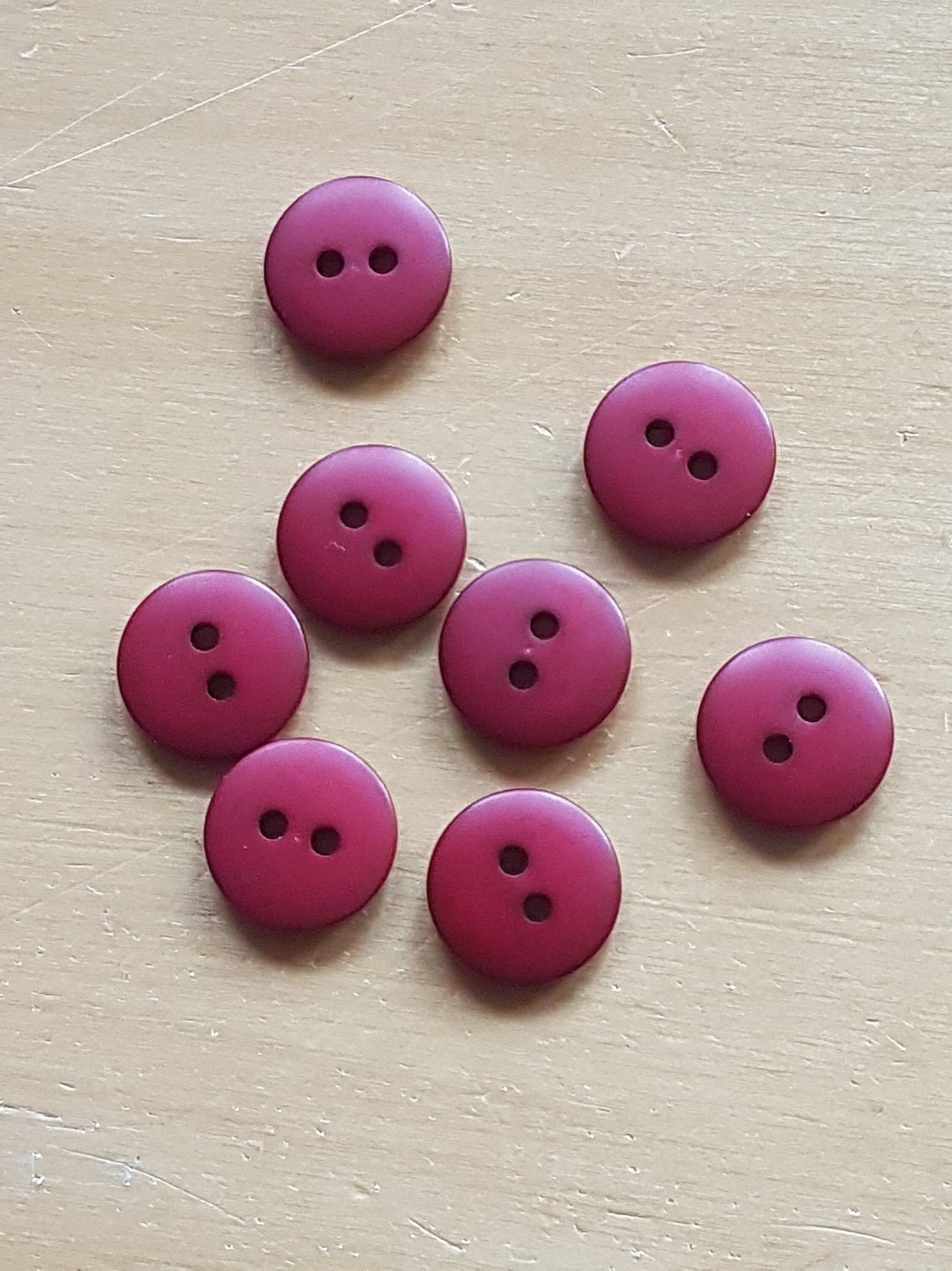 8 Round Buttons Dark Red Plastic 1cm