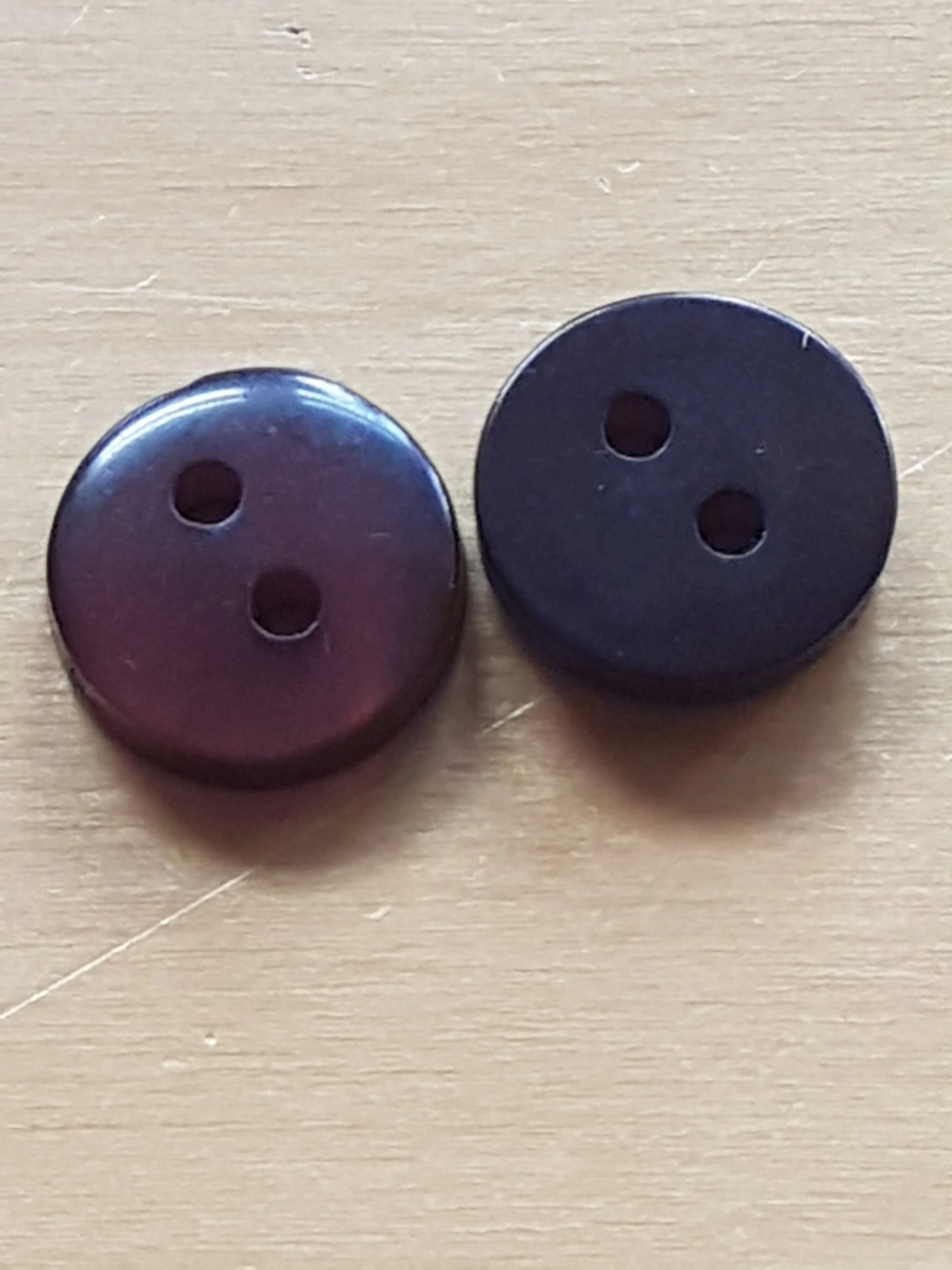 7 Round Buttons Brown Plastic 1.25cm
