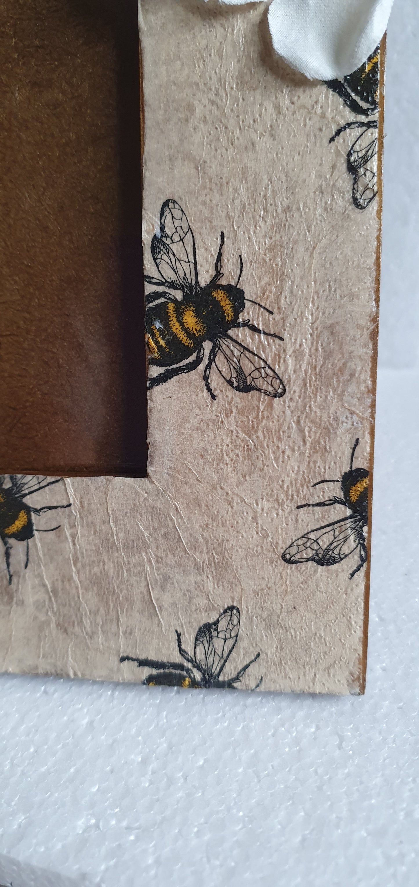 Decoupage Beige White Flower Button Bumble Bee Photo Frame Home Decor Gift