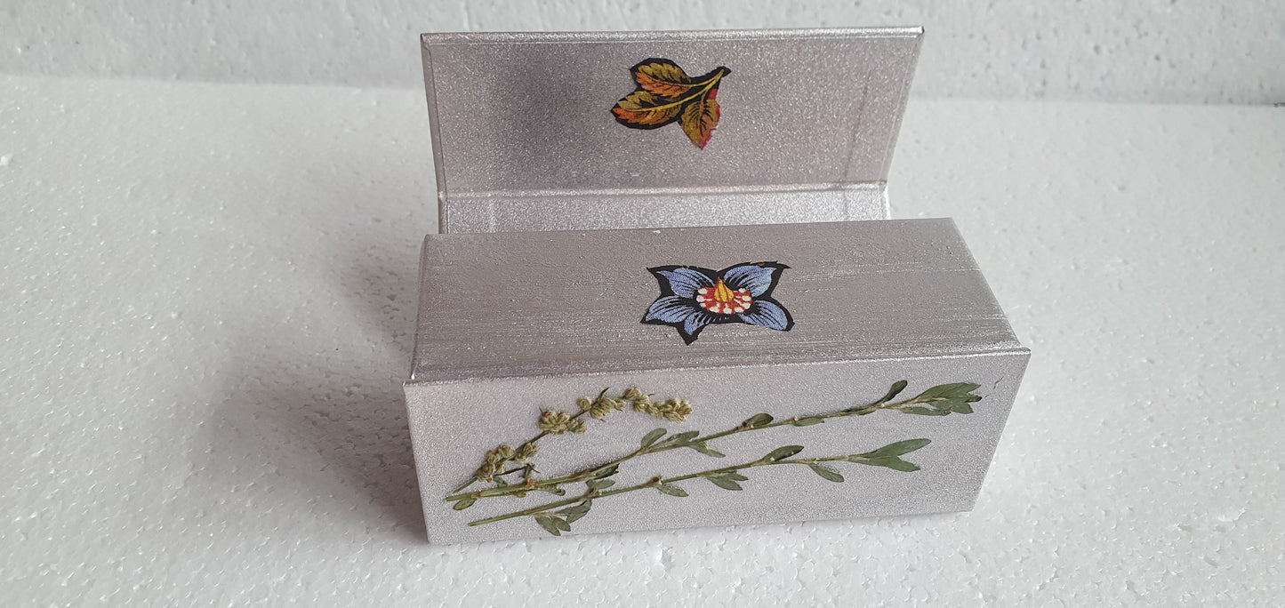 Small Rectangular Trinket Box Pressed Flowers Leaves Rose Gold Hand Decorated Decor Gift