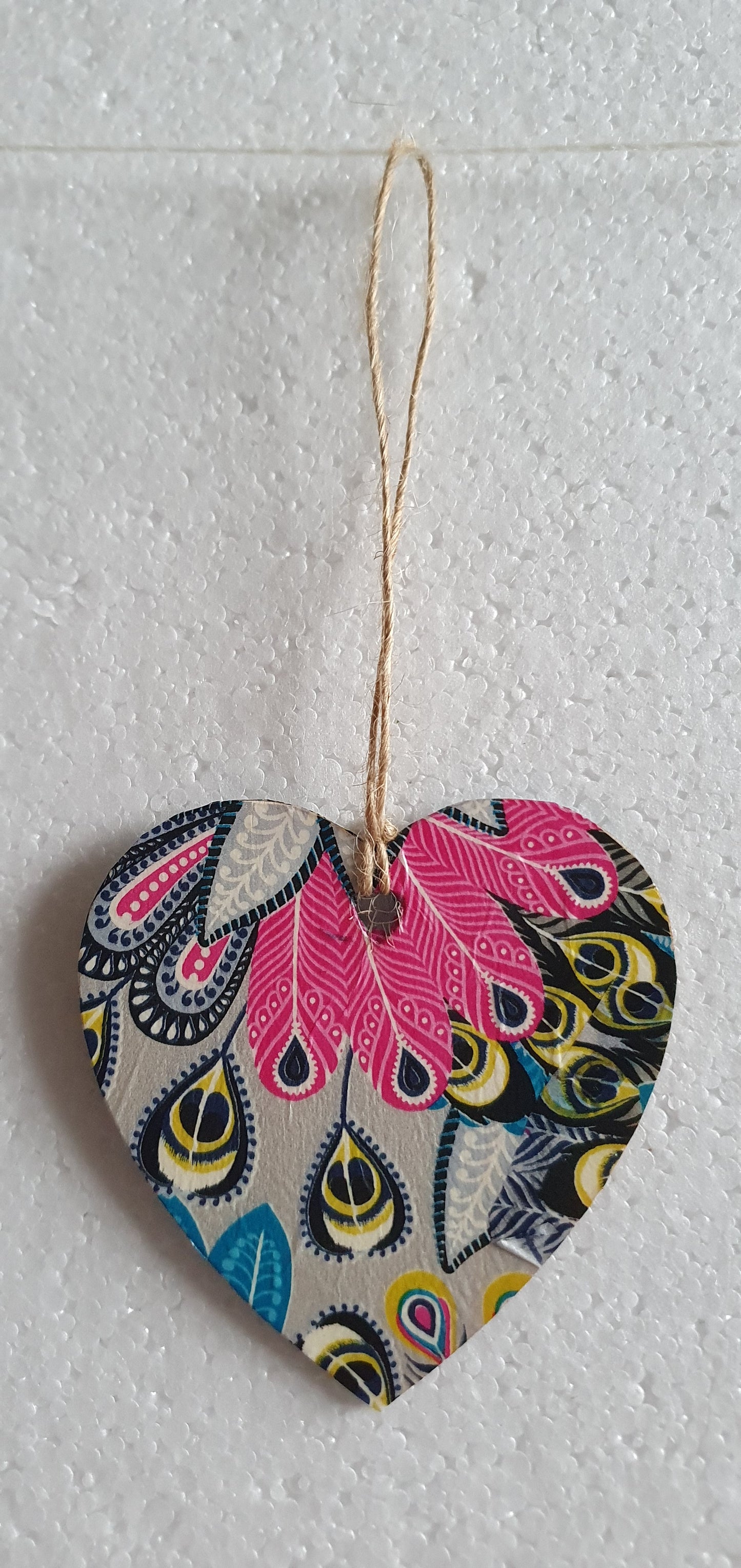 Decoupage Small Heart Black Pink Peacock Feathers Window Hanging Home Decor Gift