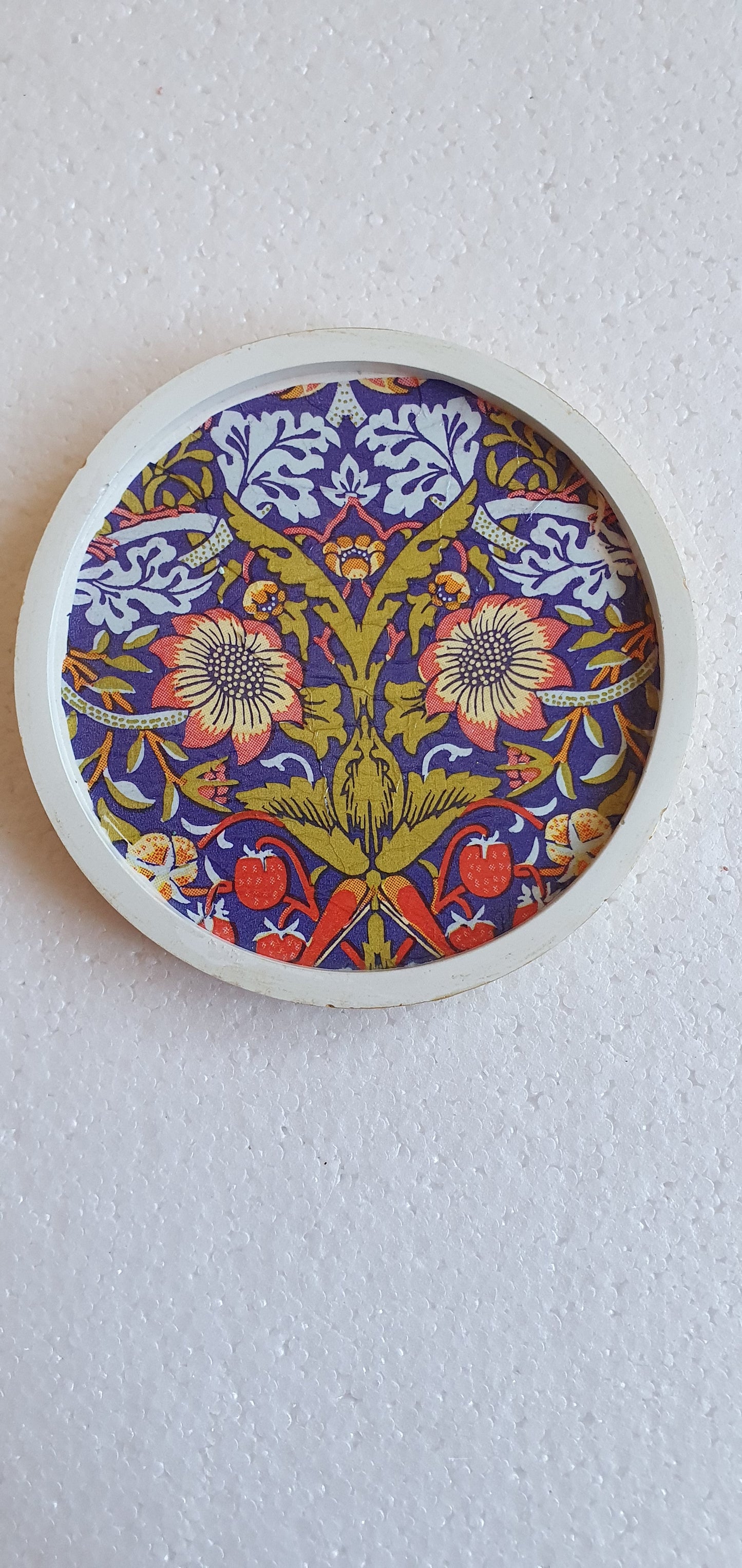 Single Round Decoupage Coaster White Cement Base Red Yellow Home Decor Gift