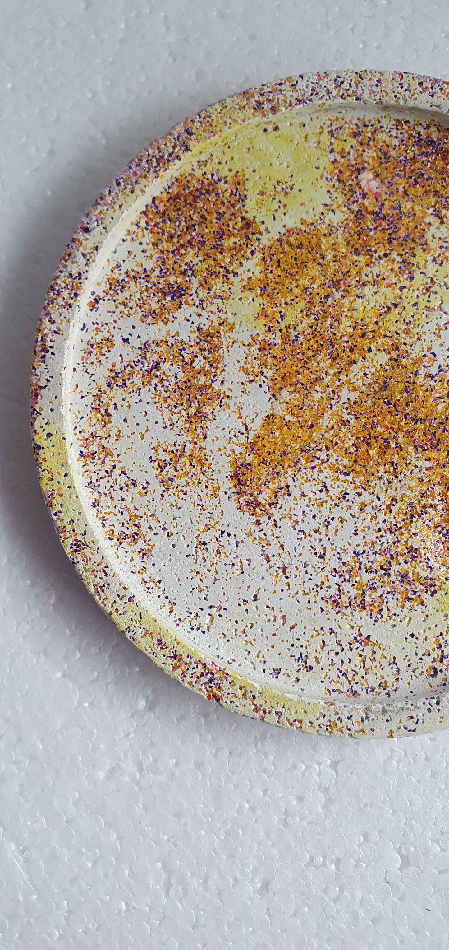 Single Round Decoupage Coaster Trinket Tray Cement Base White Gold Yellow Home Decor Gift