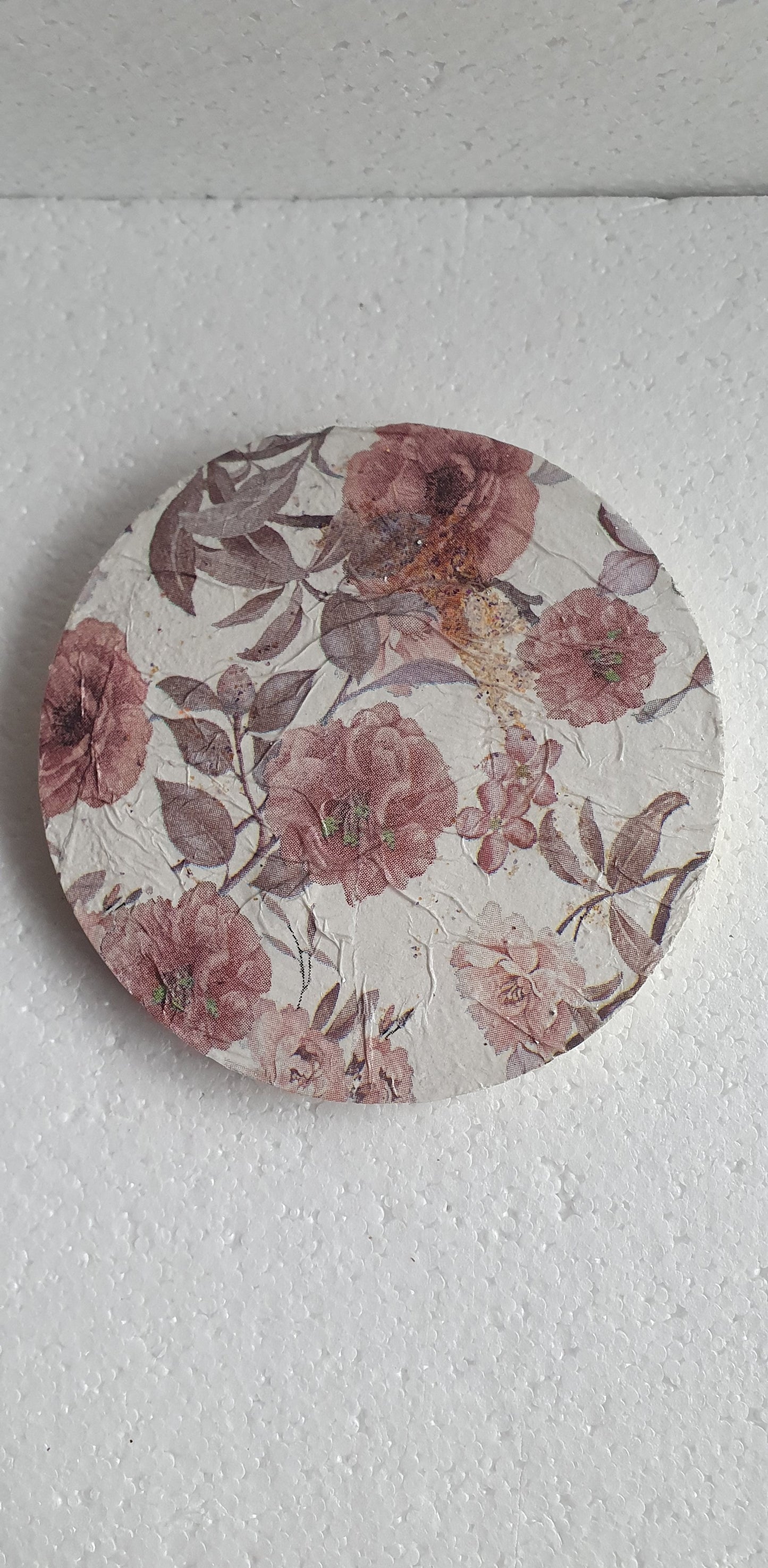Single Round Decoupage Coaster Trinket Tray Cement Base White Gold Yellow Home Decor Gift