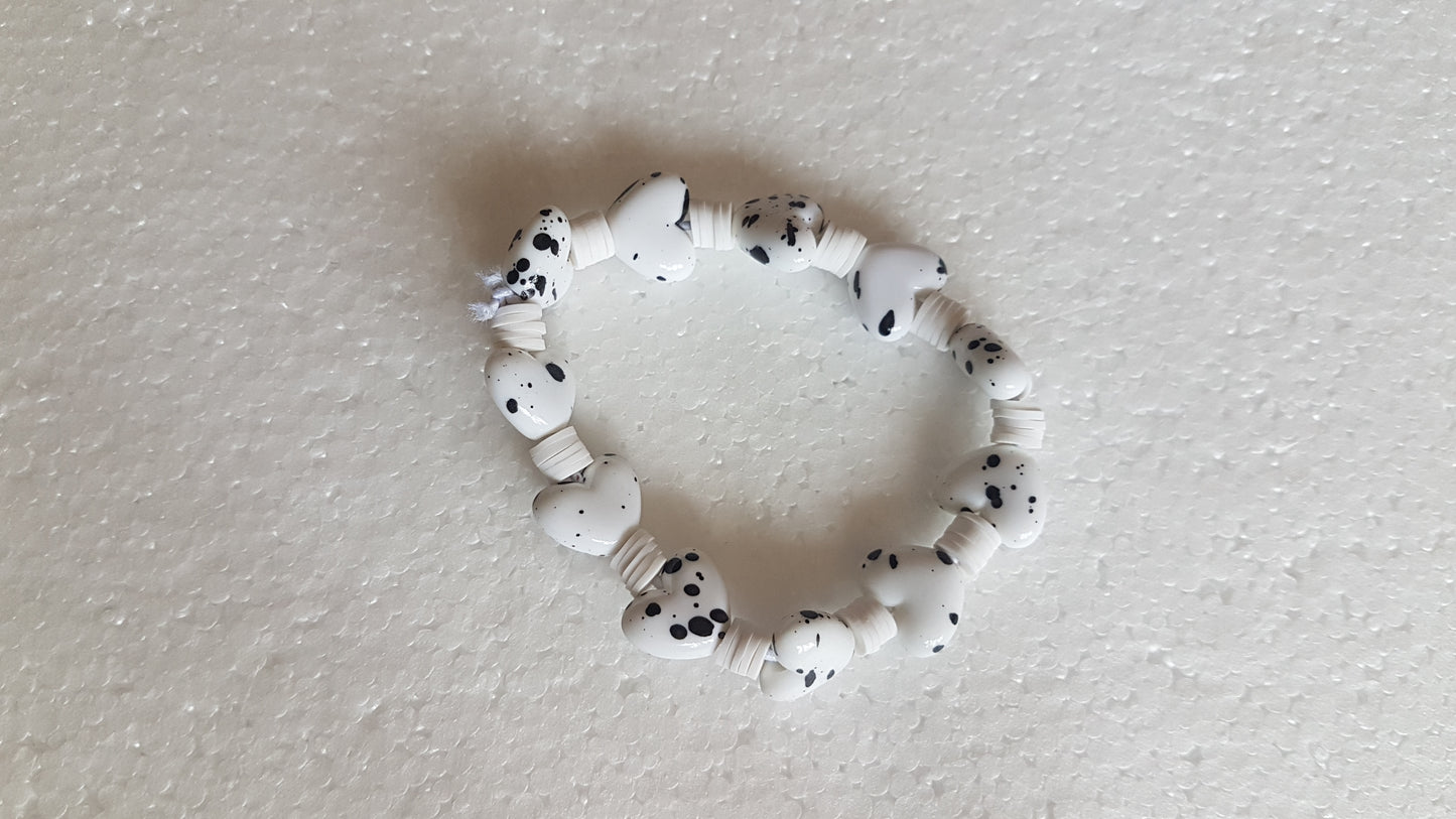 Bead Elastic White Hearts Black Bracelet