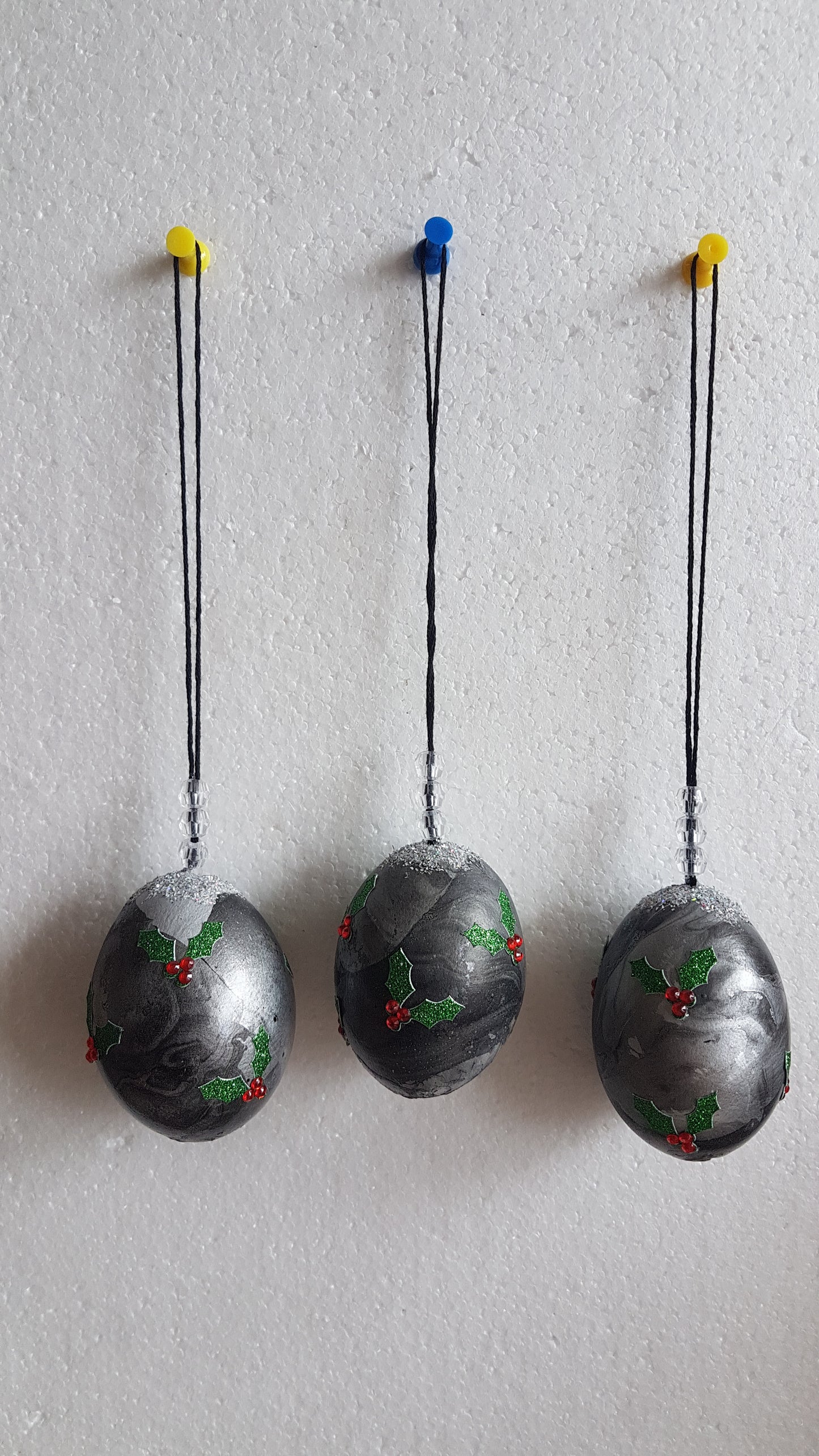 Decorated Egg Window/Tree Hanging Black Green Silver Red Home Decor Gift