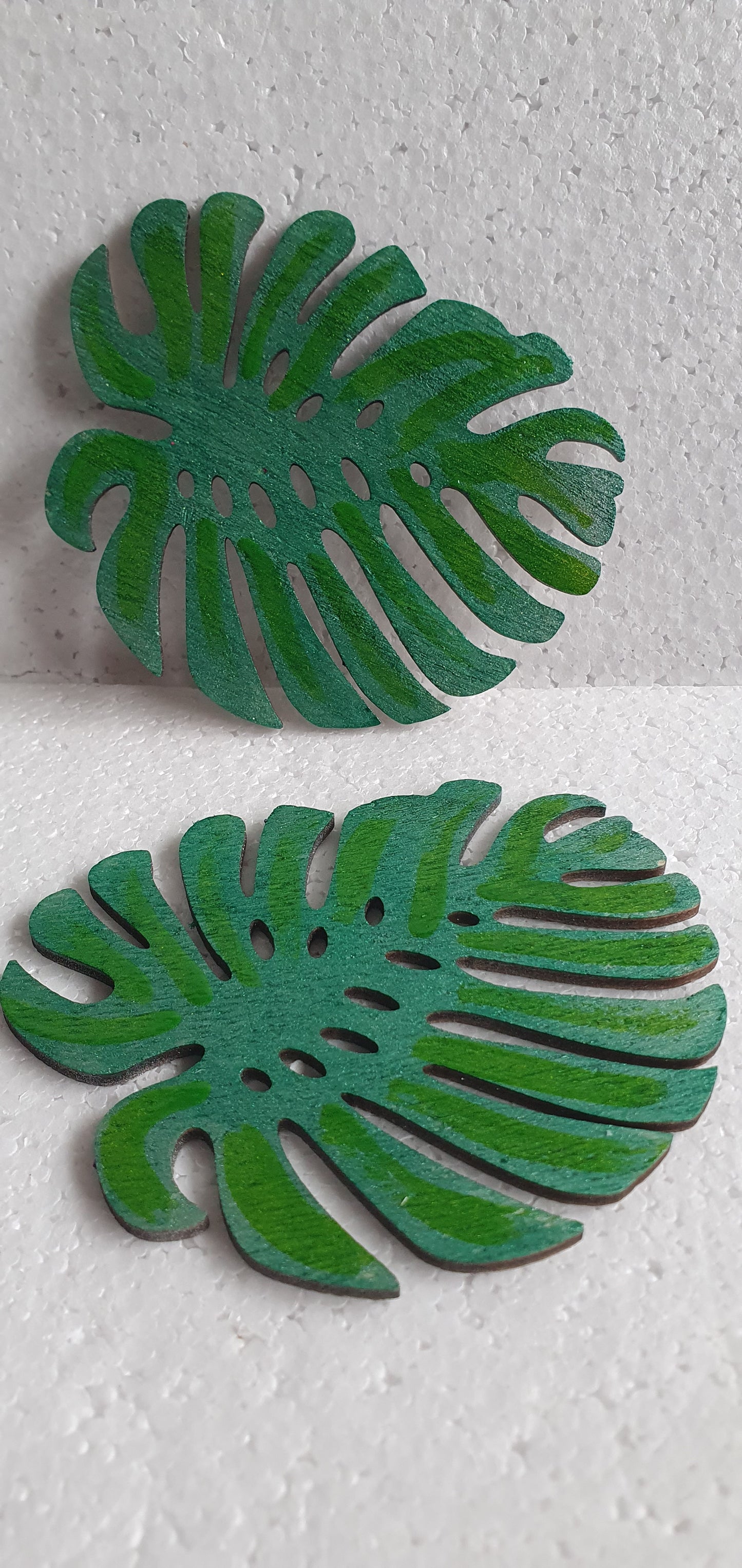 Green Leaf Wooden Coasters Set Of Four Home Decor Gift