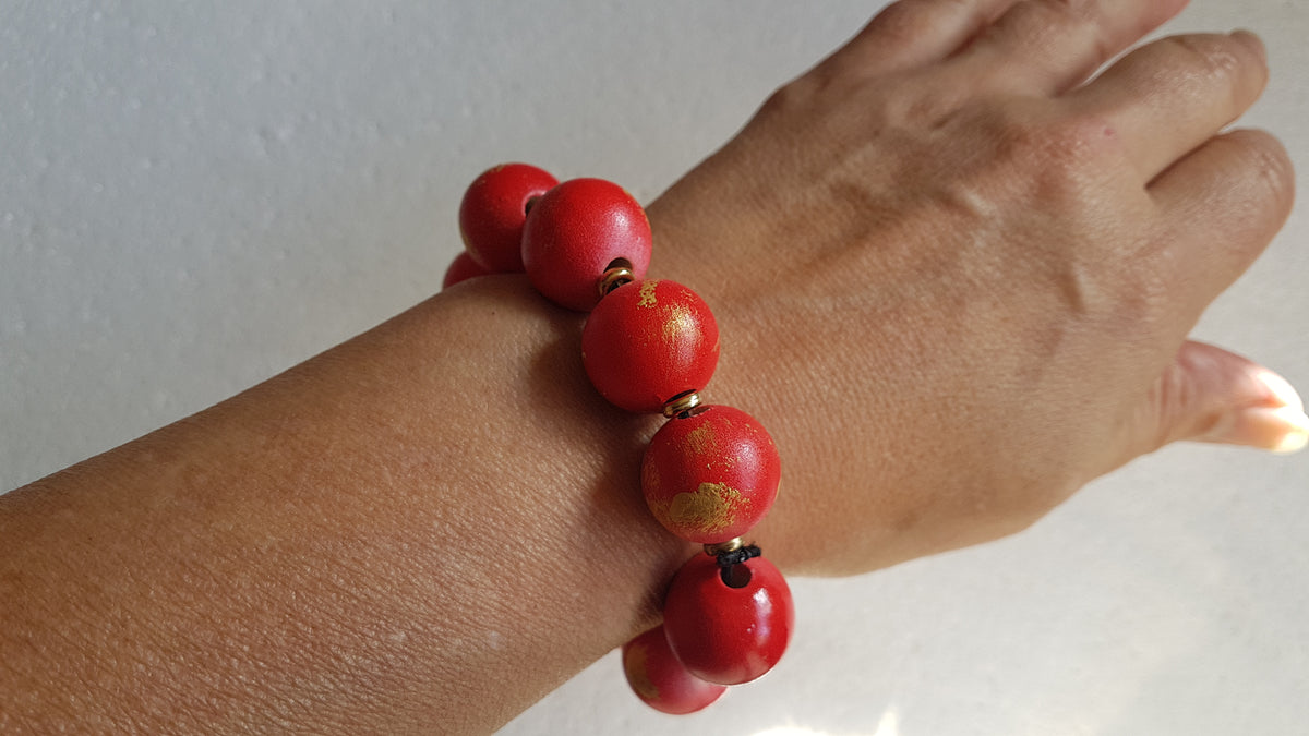 Chunky Wooden Bead Elastic Gold Red Bracelet