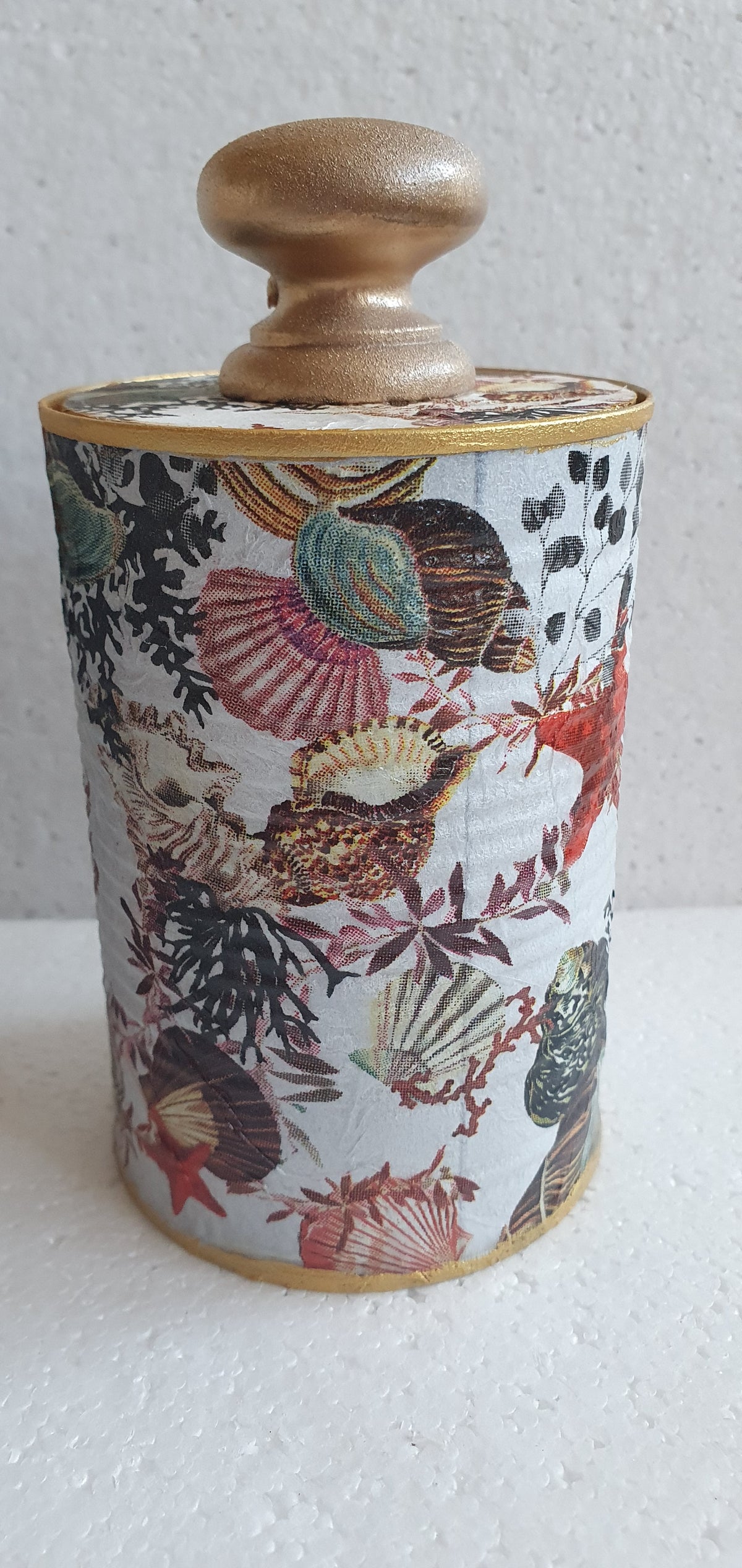 Upcycle Tin Can Desk Tidy With Lid Shells Sea Red Gold White Brown Decoupage Hand Decorated Home Decor Gift