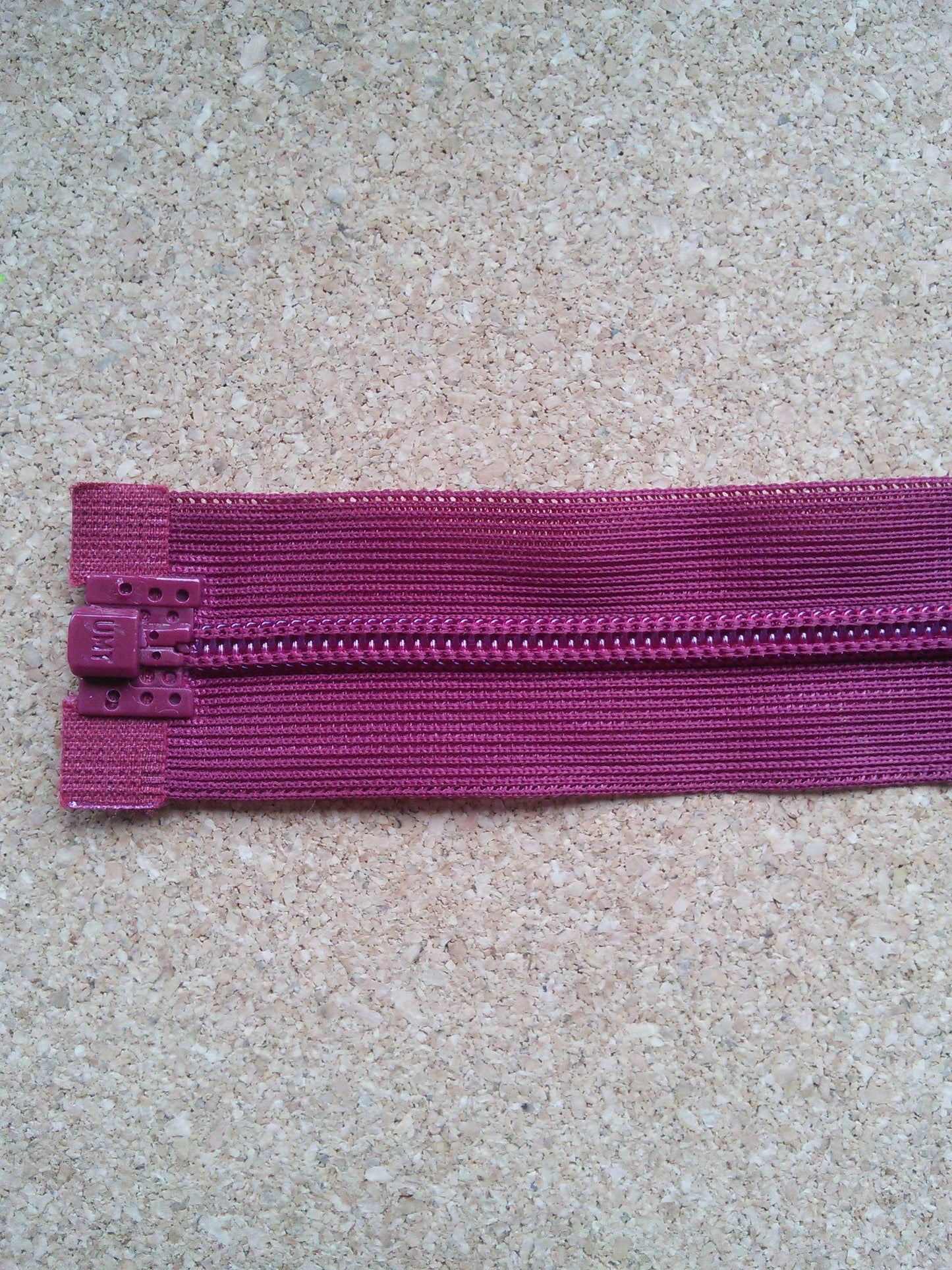 Raspberry red zip 23.5 inch (59.5cm) separating nylon open ended lighter fabrics