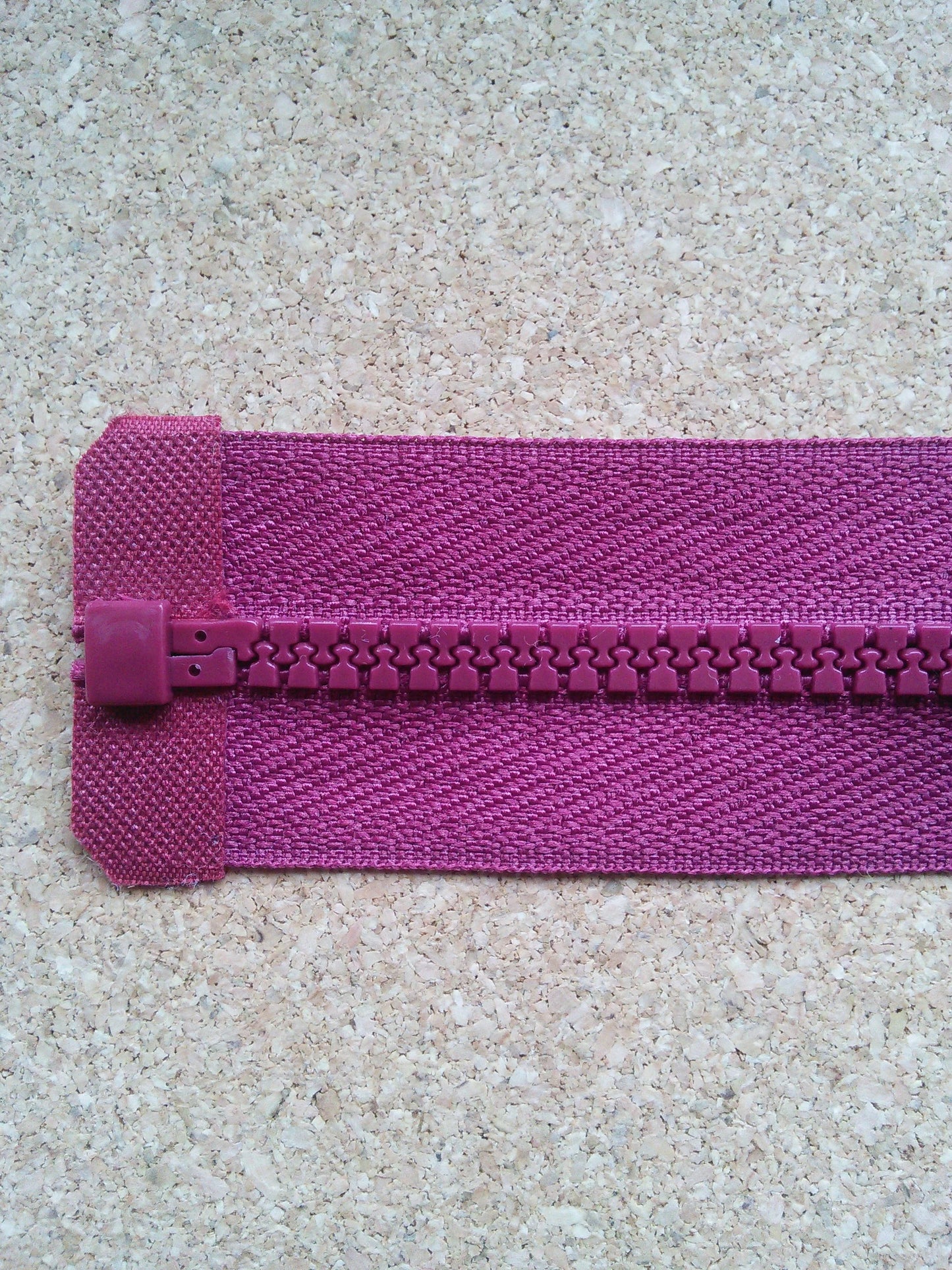 Raspberry red zip small chunky separating zip 23.5 inch (59.5cm) plastic open ended