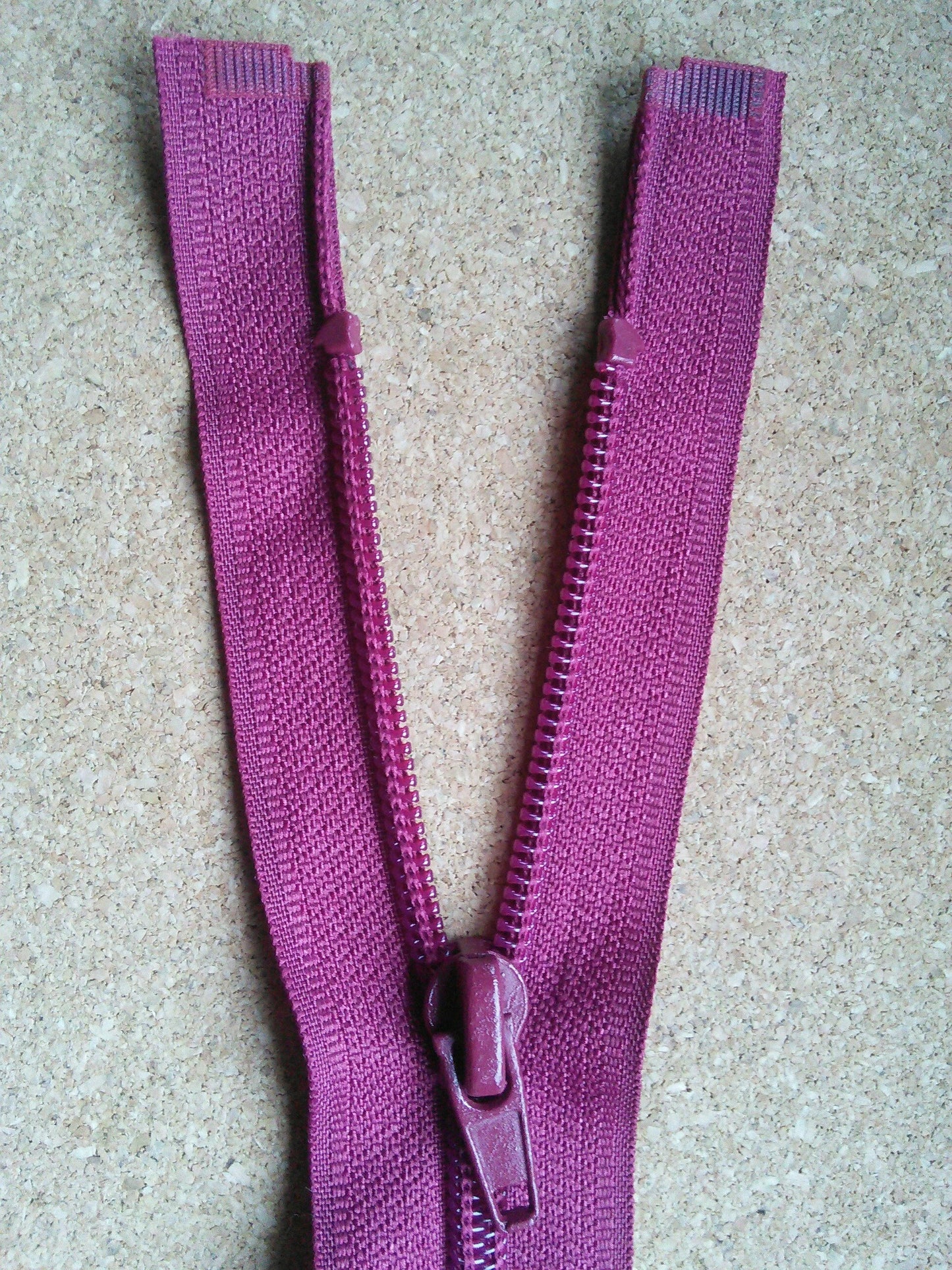 Raspberry red zip large 23.5 inch nylon separating zip (59.5cm) open ended