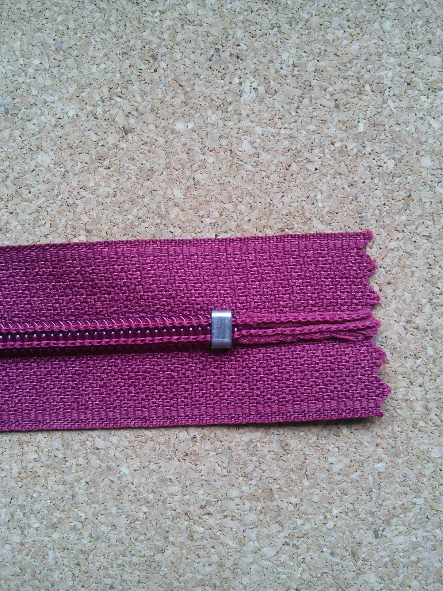 Raspberry red zip nylon zip 6 inch (15cm) closed end metal tip