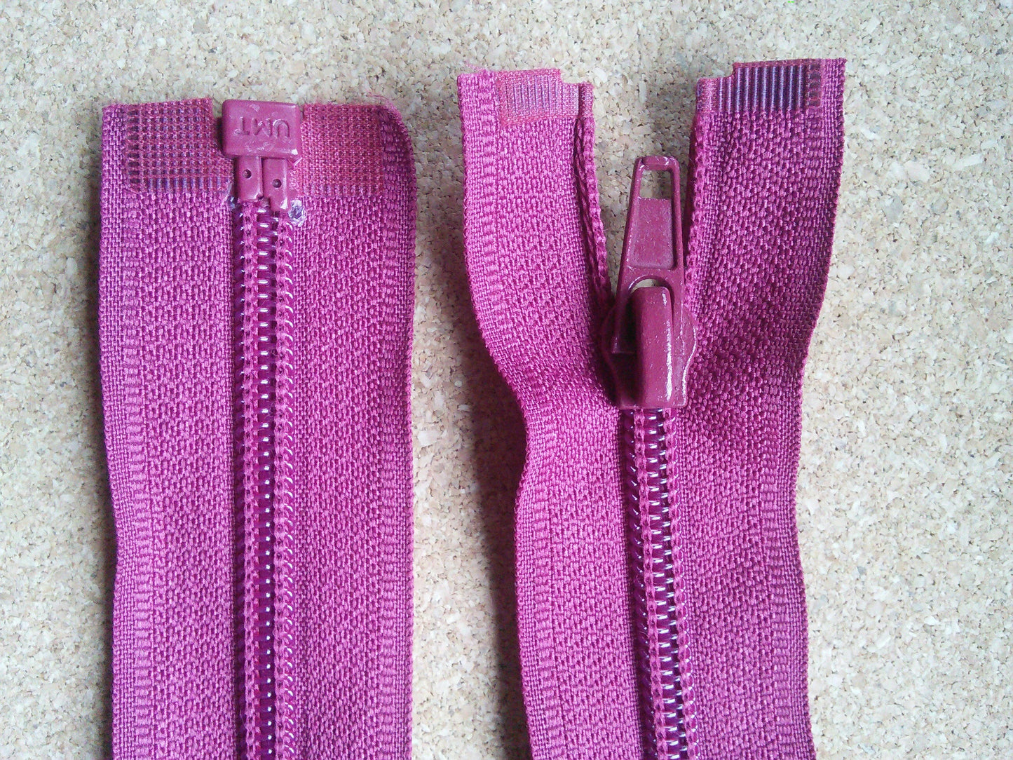 Raspberry red zip large 23.5 inch nylon separating zip (59.5cm) open ended