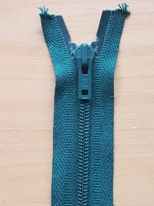 Bottle dark green zip nylon 14 inch (35.5cm) closed end