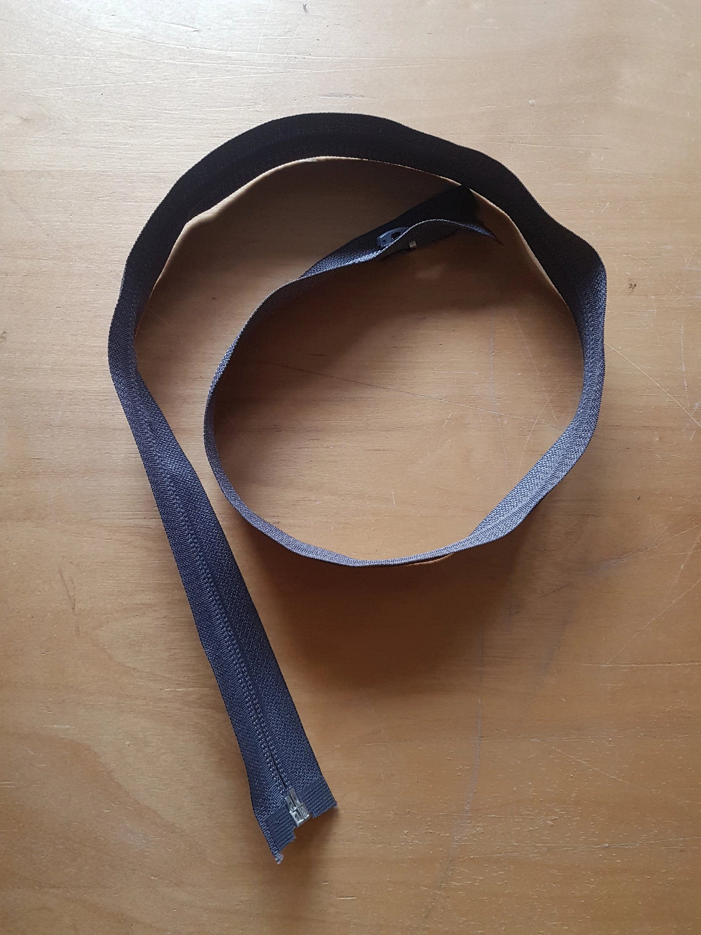 Nylon Zips No.5 Open-end Dark Grey 70cm