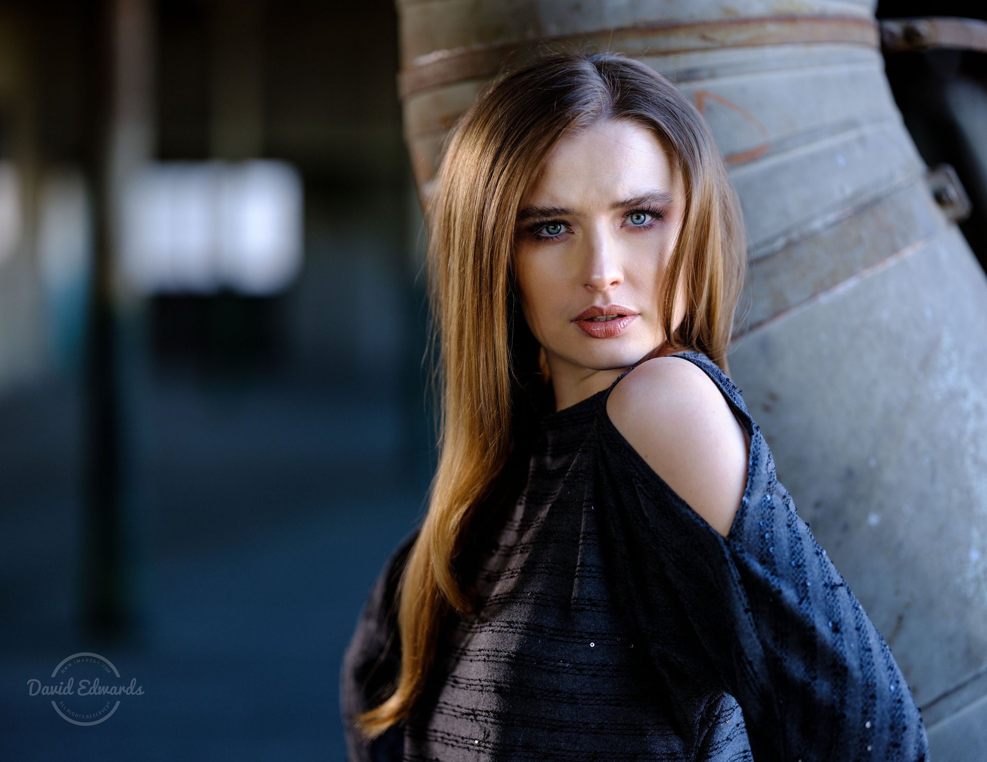 grey cold shoulder top