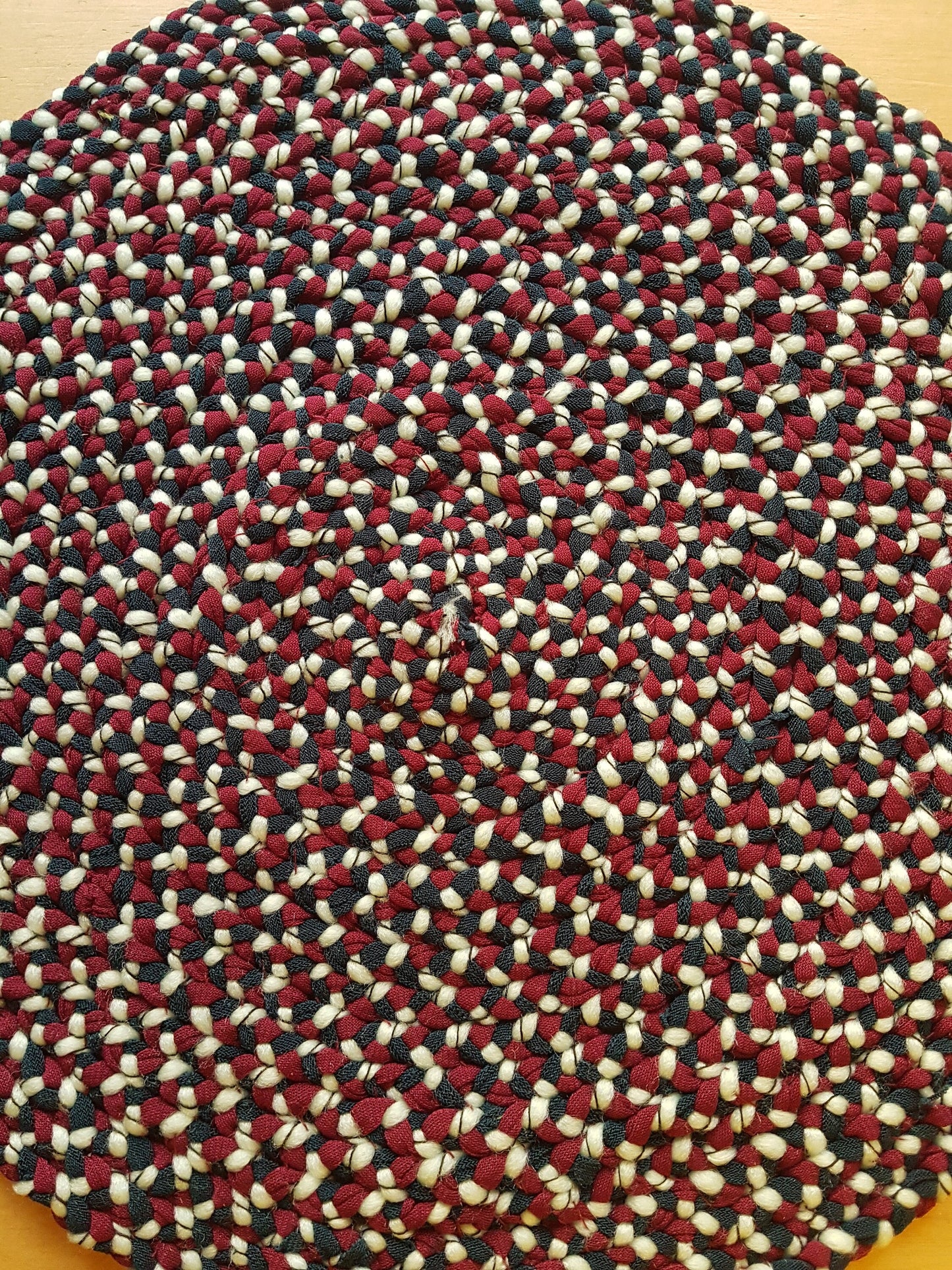 Handmade Coaster Centrepiece Green, Burgundy